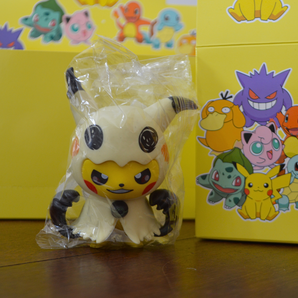 Caja Sorpresa Pikachu Disfrazado